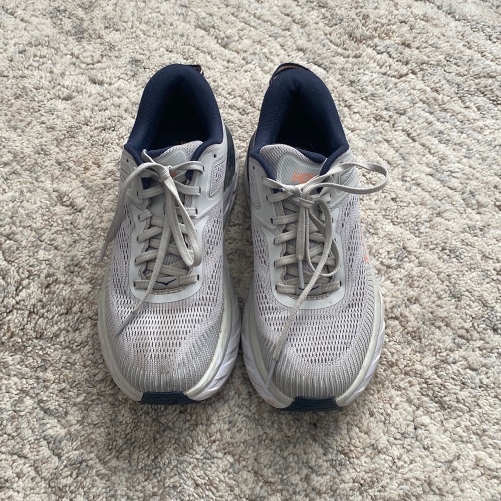 HOKA one one Women’s Bondi Tennis Shoe